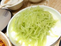 -叁煨蹄花·下饭盐帮菜(人民广场店)