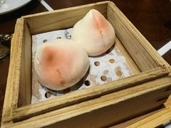 寿桃奶黄包-杭州西子湖四季酒店·金沙厅