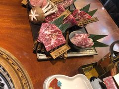 -肉魁屋·烧肉·烧鸟·酒场(高新店)
