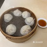 汤汁比较多,油豆腐粉丝汤我家加了辣椒和醋,味道很好吃