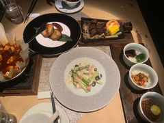 -穹六人间 people 6(岳阳路店)
