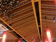 -野山舂·贵州现舂酸汤火锅(鸿通城店)