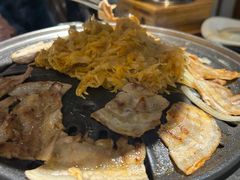 -明洞阿姨·韩式酱蟹烤肉·创意料理(三元桥店)