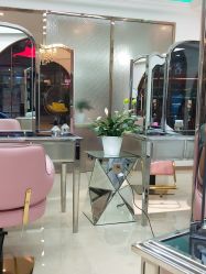 -BULB STUDIO 巴柏明星发型工作室