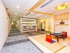 -新虹桥中心大厦