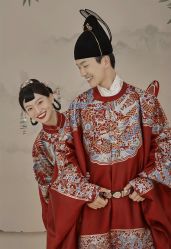 -纪梵希旅拍婚纱摄影(大连总店)