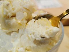-杏甜品(尖沙咀加拿分道店)