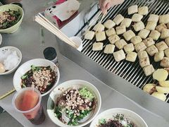 -余庆小吃(小吃一条街店)