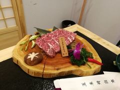 -臻牛烤肉