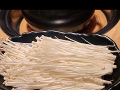 -尚品小土屋涮毛肚(李沧万达店)
