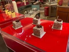 -咖啡苑自助餐厅·中国大饭店