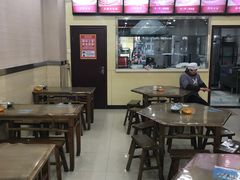 -伊坊楼泡馍馆(华洲城熙悦都店)