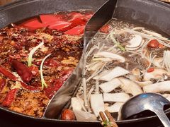 -萍姐火锅·公路夜市(武汉首店)