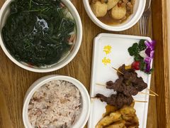 -雪梅月子中心(华侨城店)