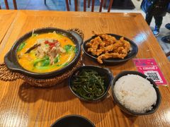 -苗小坛酸汤鱼(酒仙桥店)