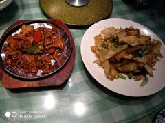 -俭朴菜(鲁磨路店)
