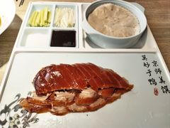 味莊招牌烤鸭-味莊·青岛菜(云霄路店)