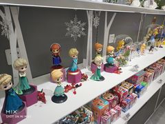 -泡泡玛特POPMART(上海环球港店)