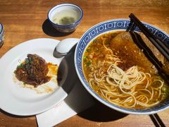 -沪西老弄堂面馆(定西路店)