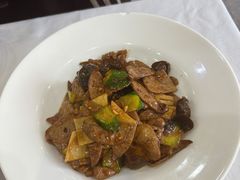 -九头鸟酒家(东高地店)