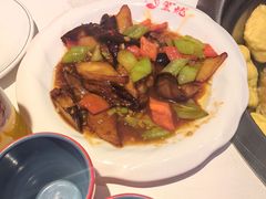 -玺炖·中国铁锅炖(虹桥天街店)