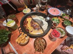 -周小明火锅(黑金冠社区店)