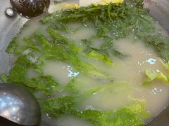 -老来福·非遗酸汤兔(凯旋路店)
