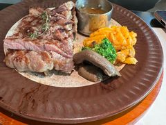 -半秋山西餐厅(襄阳万达店)