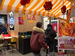 -麦当劳(上海虹桥站30B检票口楼上)