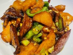 -关东小磨东北菜(上海长风大悦城店)
