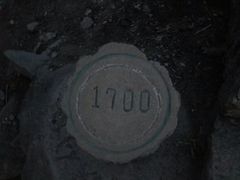 -鬼笑石后山停车场