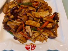 -添福来墨鱼饺子 · 海鲜东北菜(大连星海·黄浦路店)