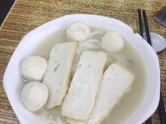 金牌鱼蛋河粉-德兴茶餐厅(沙田店)