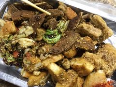 -二钢串叔麻辣烫(华龙大厦店)