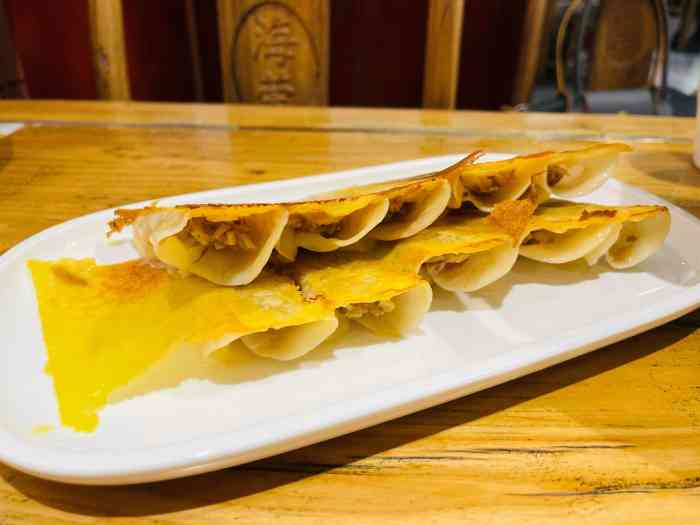 海荣锅贴(momopark店)-"锅贴很好吃,里面的肉很紧实.豆面糊吃着有.