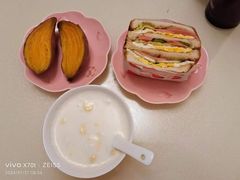 -爱月宝月嫂·育儿嫂(哈尔滨总店)