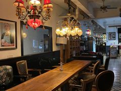 -拖板鞋咖啡旅行酒店(春熙路地铁站店)