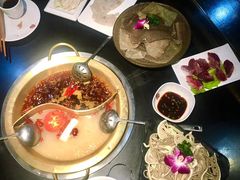 -怡品川宇火锅(宝立方店)