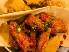 炸鸡翅一半一半-富乐满韩国正宗炸鸡韩国料理(虹泉路店)