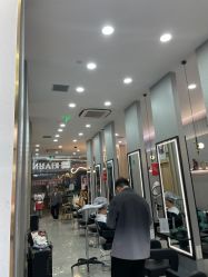 -韩国丽安形象设计