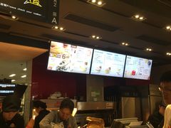-麦当劳(新王府井店)