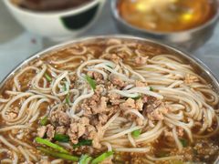 -正宗杨记普洱酸醋米线(总店)
