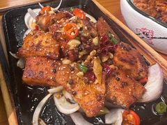 -莲餐厅·湖北菜·潜江小龙虾店(愚园路店)