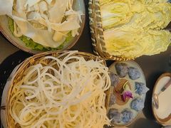 -战友蚝情烧烤工场(嘉华店)
