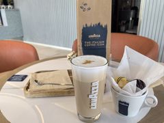 -LAVAZZA拉瓦萨咖啡(仁恒梦中心店)