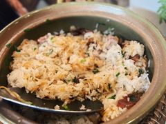 特色腊味煲仔饭-百年果林椰子鸡(中洲店)