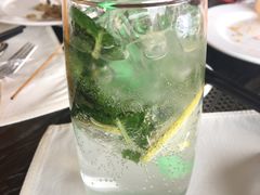 -东方红海鲜百汇(国际大厦店)