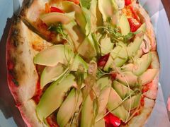 牛油果小姐-Gather pizza