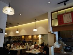 -李与白包子铺(桐梓林店)