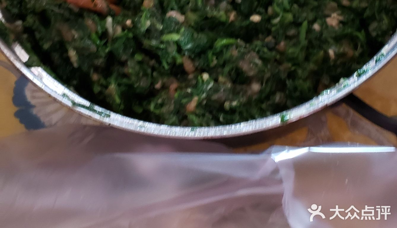 美味荠菜鲜肉饺子